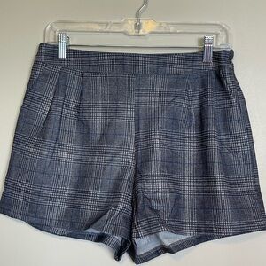 She + Sky Short Shorts Size Large Blue Black Plaid Summer Casual Pockets New